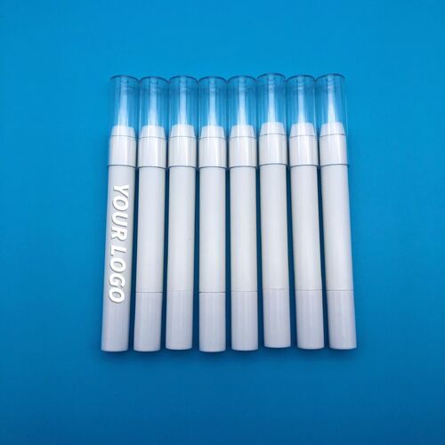 Последние блоги о компании Slim Twist Up Empty Cosmetic Pen Tube With Clear Cap, Custom Packaging Solutions for Makeup Set Creation