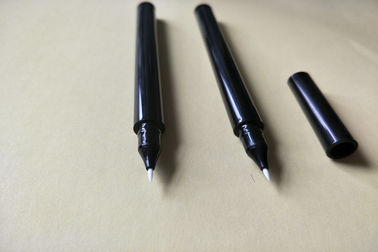 Контейнер ориентированного на заказчика цвета пустой косметический, пластиковый карандаш 125,3 * 8.7мм карандаша для глаз