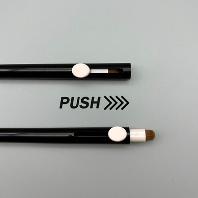Хорошая цена. Пустой контейнер для липовой подкладки с OEM логотипом Eyeliner карандаш упаковка контейнер для липовой подкладки с расческой для губ онлайн