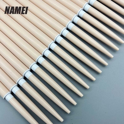 Хорошая цена. Бесплатный образец Eyeliner Pen Private Label 0,5 мл Пустой клей eyeliner Пробирка Контейнер упаковки онлайн